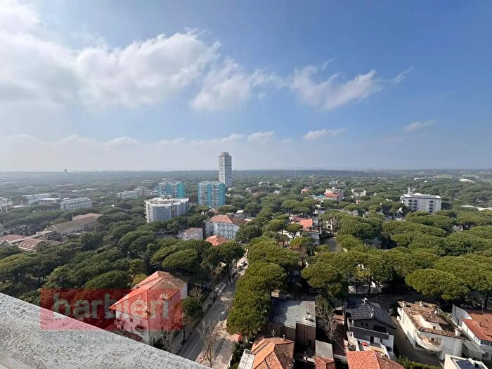 Appartamento trilocale in affitto in Viale Forlì, Cervia