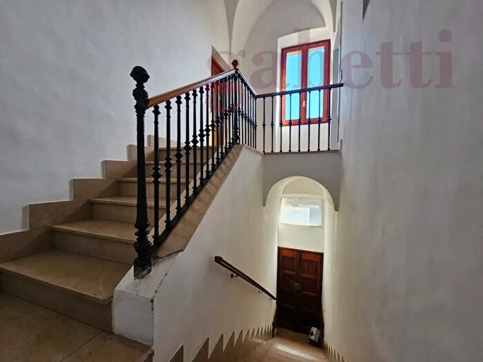 Appartamento con 5 locali in vendita in Piazza Umberto I, Copertino