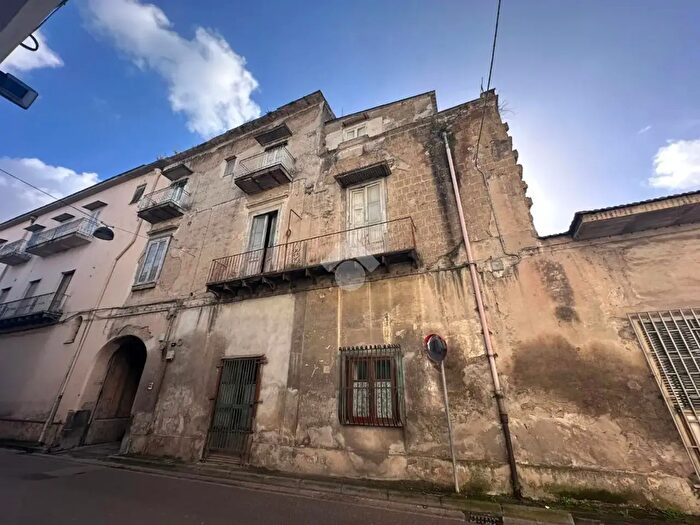 Appartamento trilocale in vendita in Via Roma, Cardito