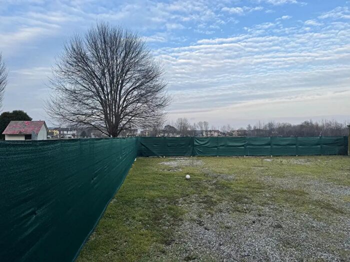 Casa con 5 locali in vendita in Via Pralunghi, Campodarsego