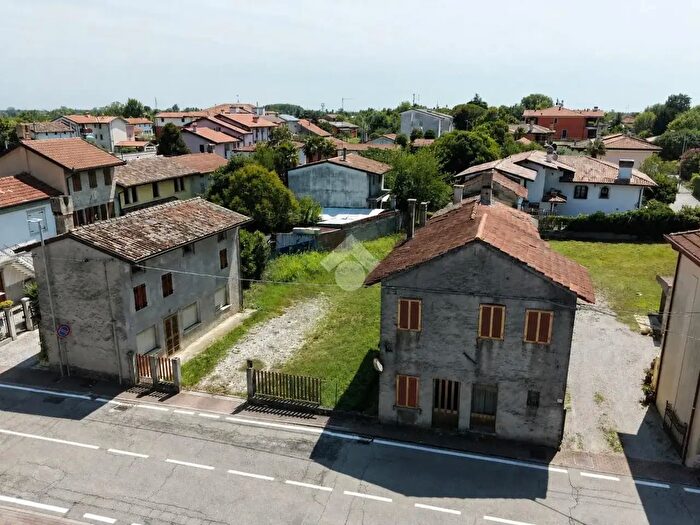 Casa con 6 locali in vendita in Via San Giorgio, Chions
