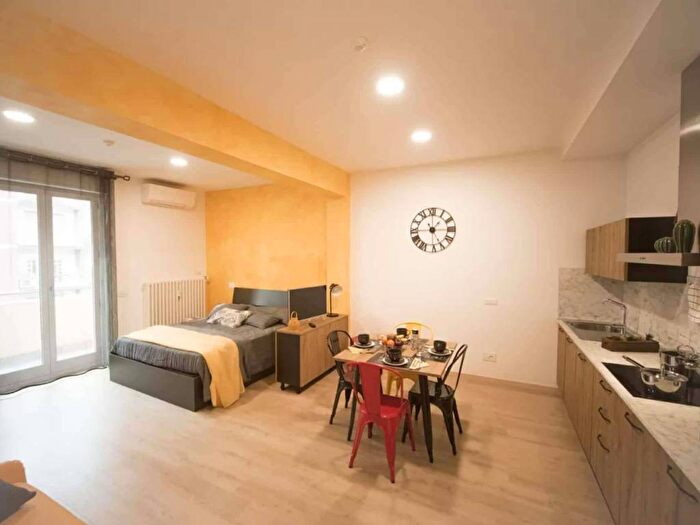 Appartamento monolocale in affitto in Via Battindarno, Saffi, Bologna