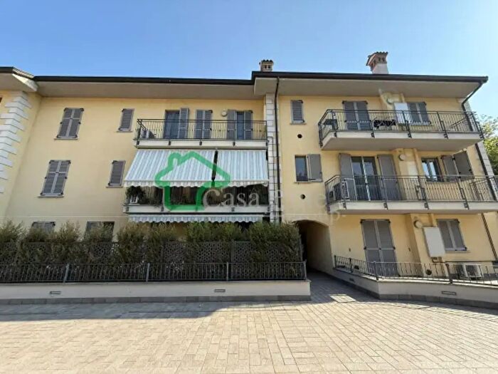 Appartamento trilocale in vendita in Via Defendente da Lodi, Lodi