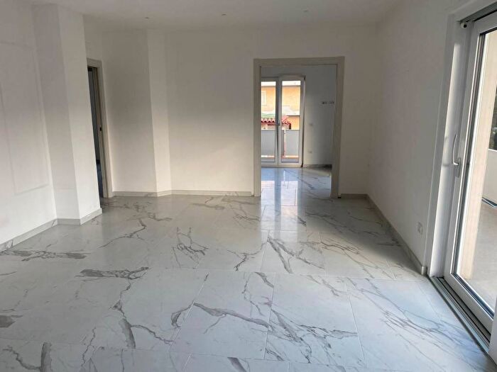 Appartamento quadrilocale in affitto in Via Enrico Fermi, Piazza Primavera Passariello, Pomigliano dArco