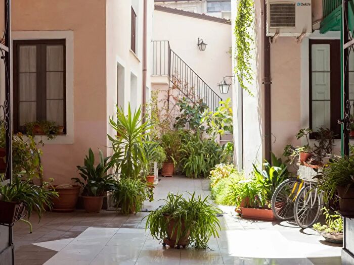 Appartamento trilocale in affitto in Via Dionisio Motta, Catania