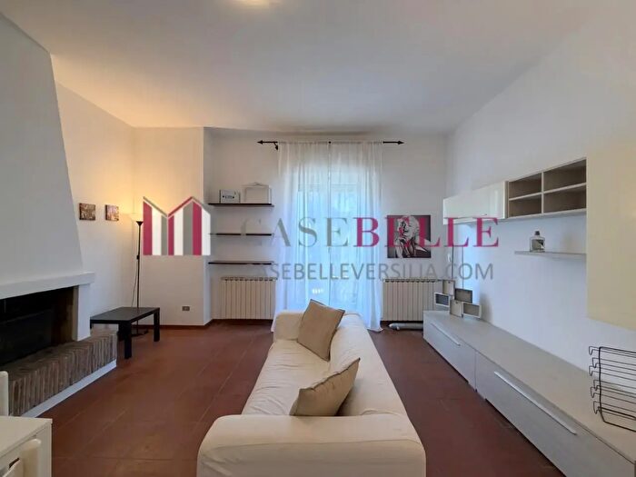 Appartamento quadrilocale in vendita in Massa