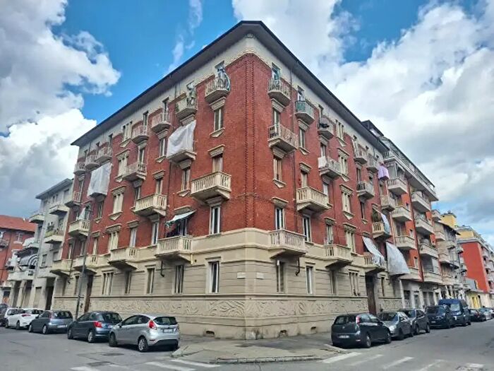 Appartamento bilocale in vendita in Via Brandizzo, Torino
