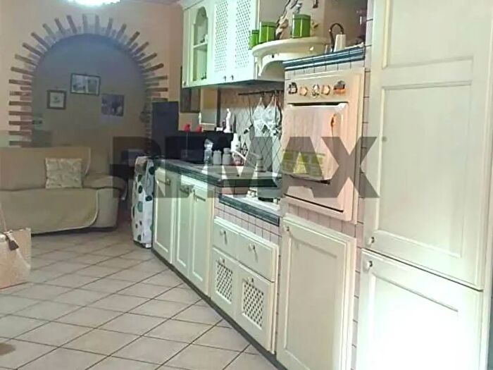 Casa con 6 locali in vendita in Via Milano, Montelepre
