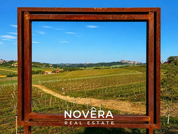 Casa con 10 locali in vendita in Via Vicolo, Altavilla Monferrato