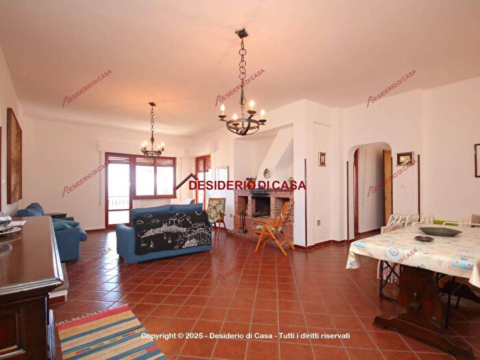 Casa con 5 locali in affitto in SS, Torre Colonna Sperone, Altavilla Milicia