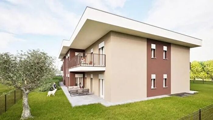 Appartamento quadrilocale in vendita in Via Giuseppe Garibaldi Villongo, Villongo