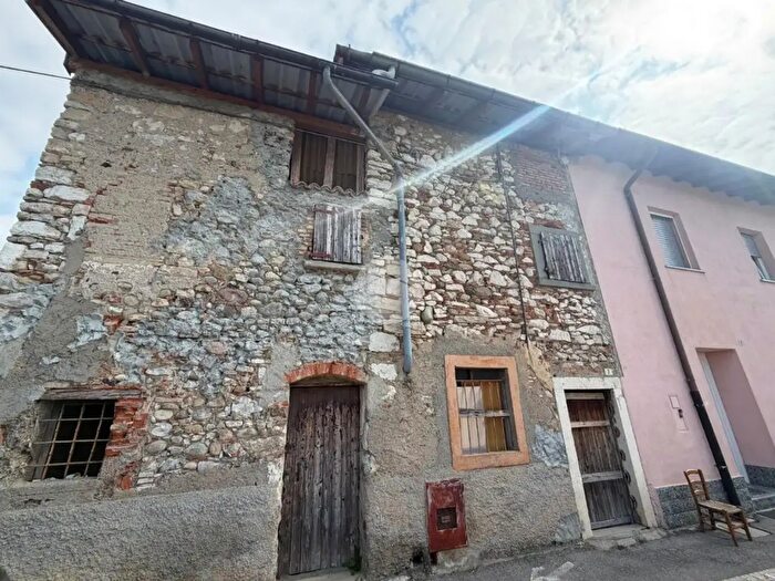 Casa quadrilocale in vendita in Via C Brembati, Trescore Balneario