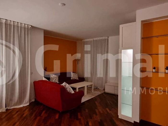 Appartamento trilocale in affitto in via San Mirocle, Santa Giulia, Milano