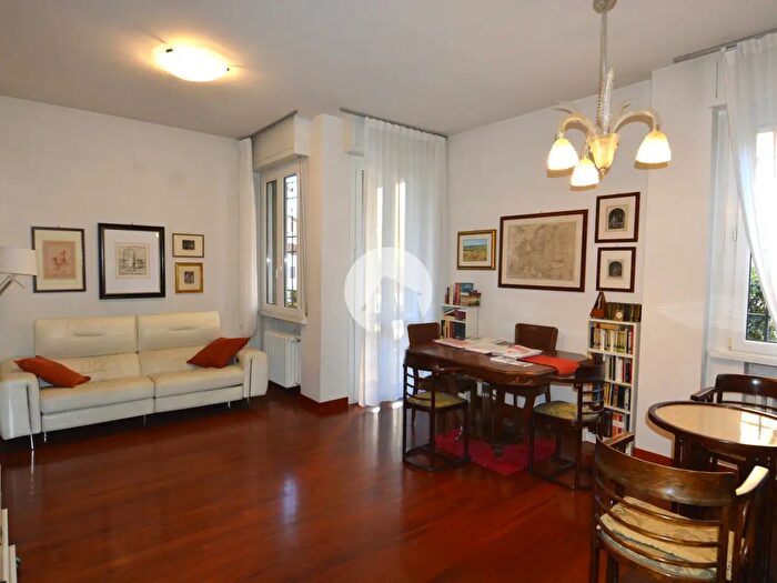 Appartamento con 6 locali in vendita in Via Patrice Lumumba, Reggio Emilia