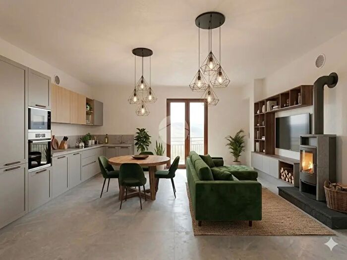 Appartamento trilocale in vendita in Via Santuario della Madonna, Sonico