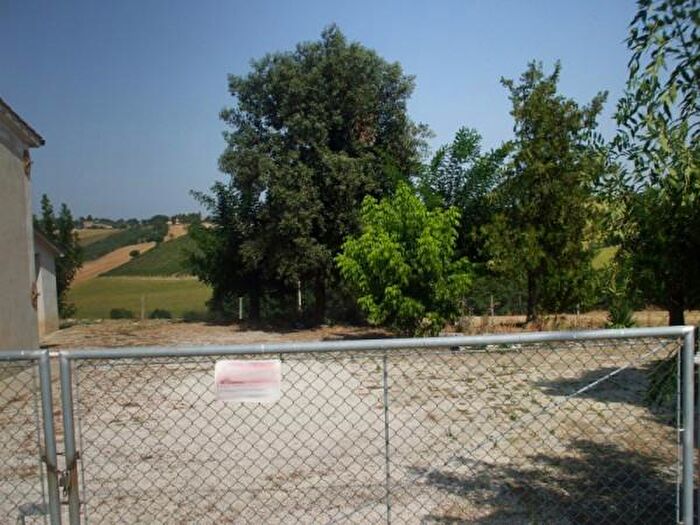 Casa con 6 locali in vendita in Via Montegrappa, Jesi