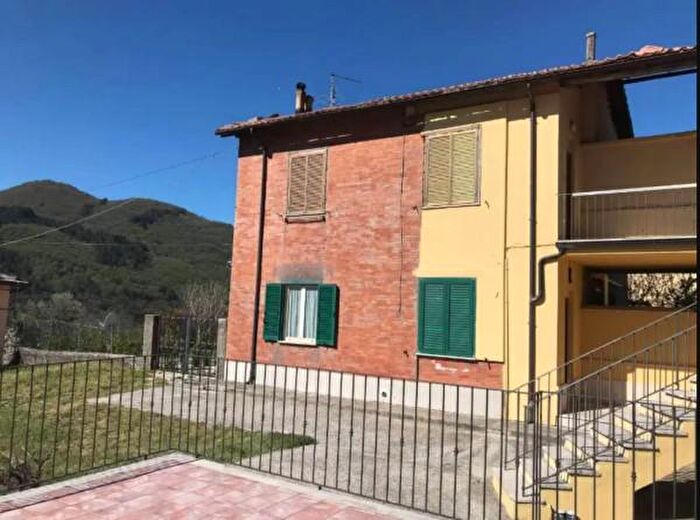 Appartamento quadrilocale in vendita in Piazza Giorgio Almirante, Affile