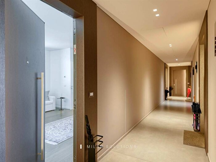 Appartamento trilocale in affitto in via Archimede, Piave Tricolore, Milano