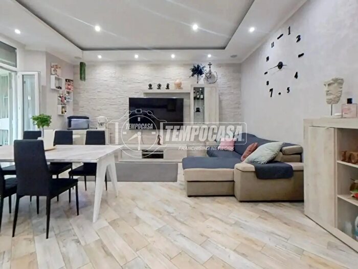 Appartamento quadrilocale in vendita in Via Francesco Baracca, Torino