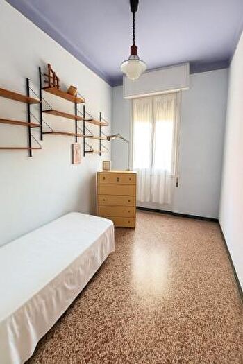 Appartamento con 5 locali in vendita in Savona