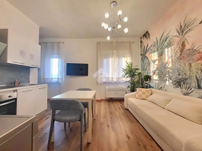 Appartamento bilocale in vendita in Via Ximenes, Follonica