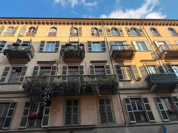 Casa monolocale in affitto in Via SantAnselmo, San Salvario Baretti, Torino