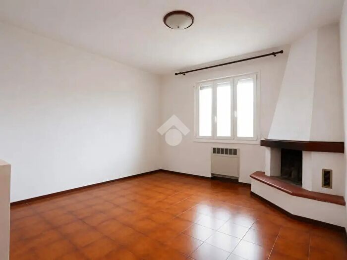 Appartamento con 5 locali in vendita in Via Aldo Moro, Sala Bolognese