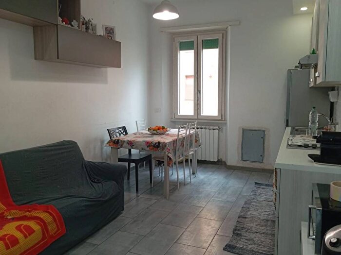 Appartamento trilocale in affitto in Piazza delle Primule, Centocelle, Roma