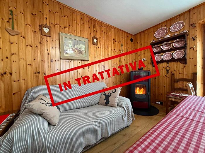 Appartamento trilocale in vendita in Via del Crotto, Campodolcino