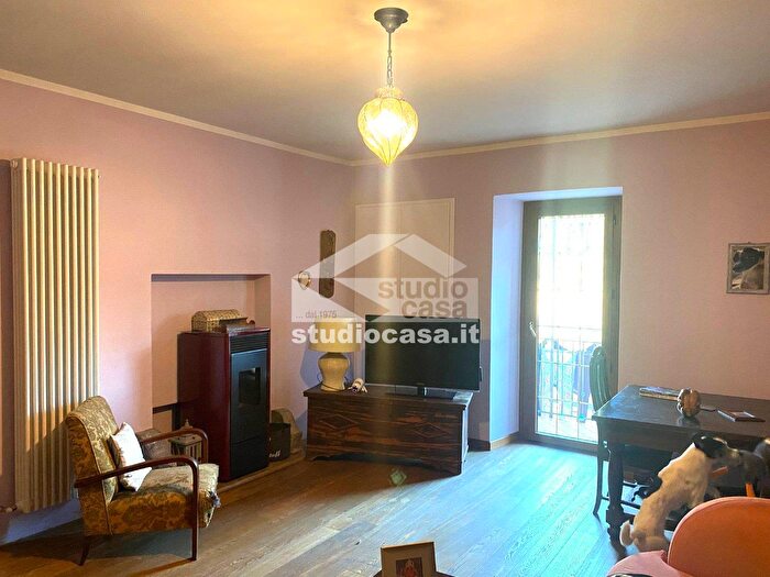 Casa con 9 locali in vendita in Sedrina Alta, Sedrina