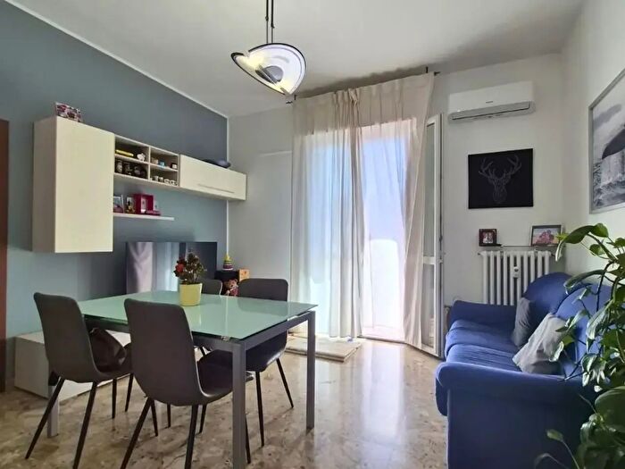 Appartamento con 5 locali in vendita in Via Ermanno Bruschi, Modena