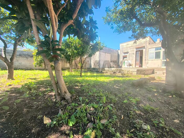 Casa quadrilocale in vendita in Via Gabrieli, Melendugno