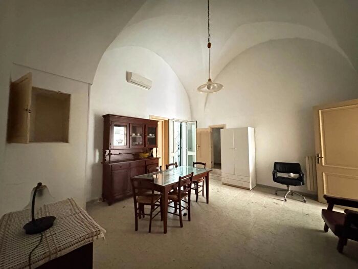 Appartamento quadrilocale in vendita in Via M dAfflitto Lizzanello, Lizzanello