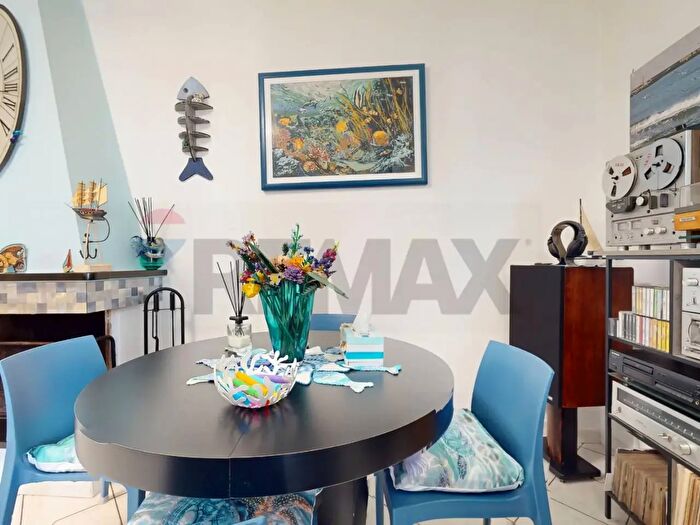 Appartamento con 6 locali in vendita in Quartiere Italia, Viareggio