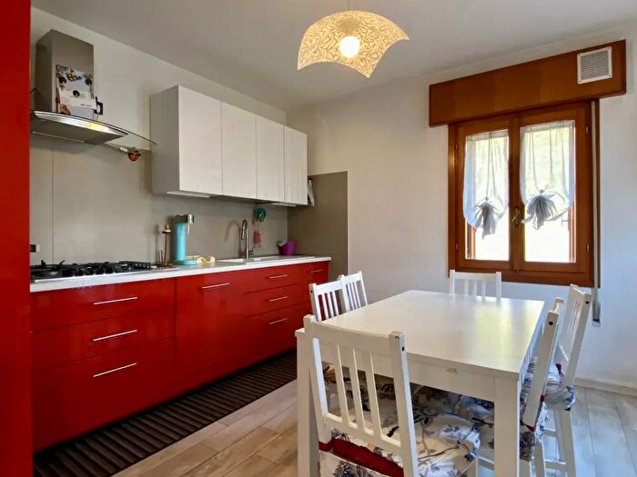 Casa con 5 locali in vendita in Via Santa Maria, Arcugnano