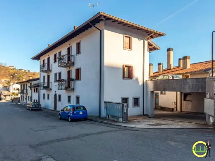 Casa con 6 locali in vendita in Via Sottocolle Verzan, Tarcento