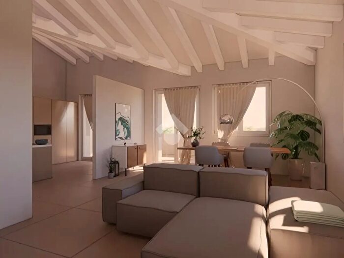 Appartamento quadrilocale in vendita in Via Angelo Morini, Scandiano