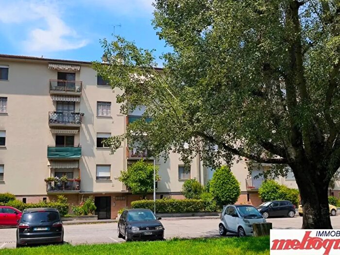 Appartamento con 5 locali in vendita in Galliera