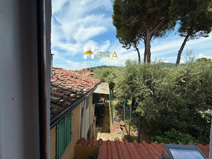 Appartamento quadrilocale in affitto in Via di San Romano, Firenze
