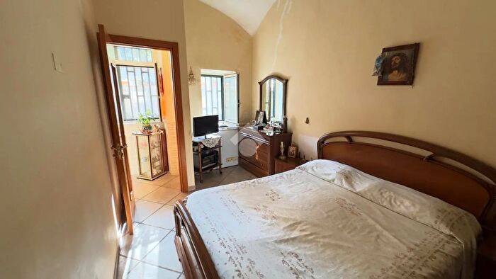 Appartamento bilocale in vendita in Via XX Settembre, Napoli