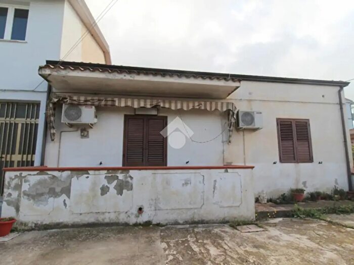 Casa quadrilocale in vendita in Via Rosita, Isola Di Capo Rizzuto