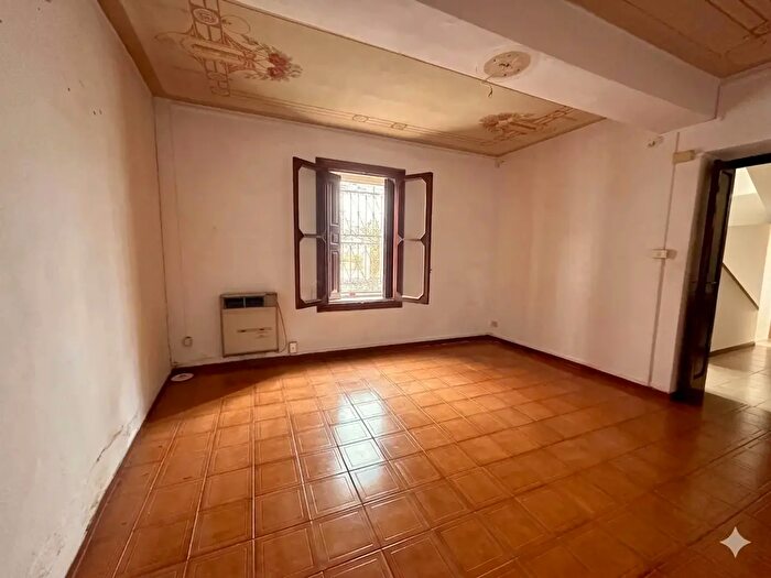 Casa con 8 locali in vendita in Via T Righi, Brescello