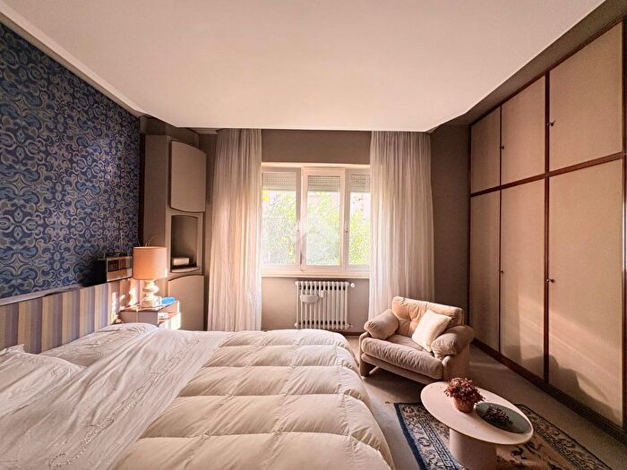 Appartamento con 6 locali in vendita in Via S Francesco dAssisi, Savona