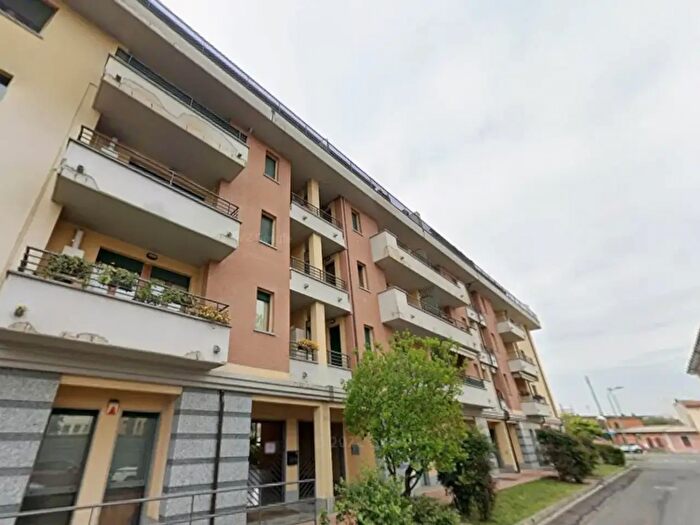 Appartamento bilocale in affitto in Via Amatore Sciesa, Seregno