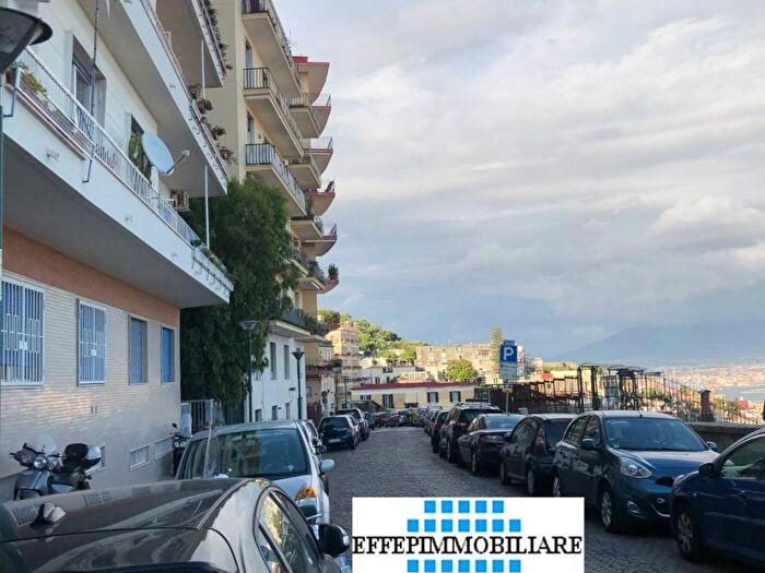 Appartamento bilocale in affitto in Via Filippo Palizzi, Vomero, Napoli