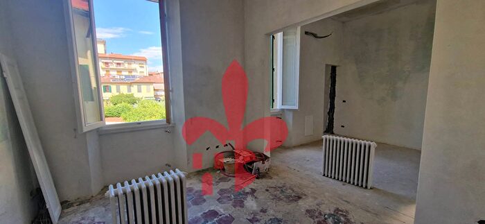 Appartamento con 5 locali in vendita in Via Francesco Veracini, Firenze