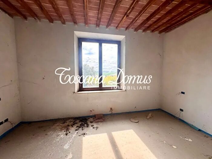 Casa con 5 locali in vendita in di Salteano, Asciano