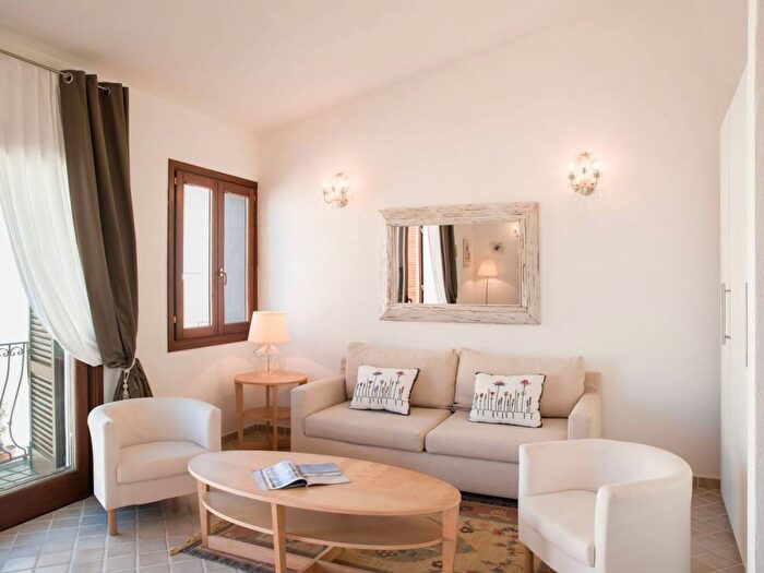 Appartamento bilocale in affitto in Via Giuseppe Mazzini, Centro, Santa Teresa Gallura