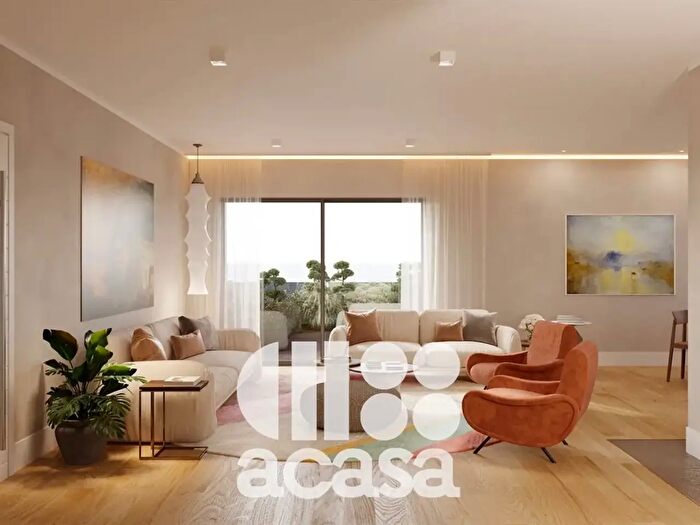 Appartamento con 6 locali in vendita in Via Mazzini, Cesenatico