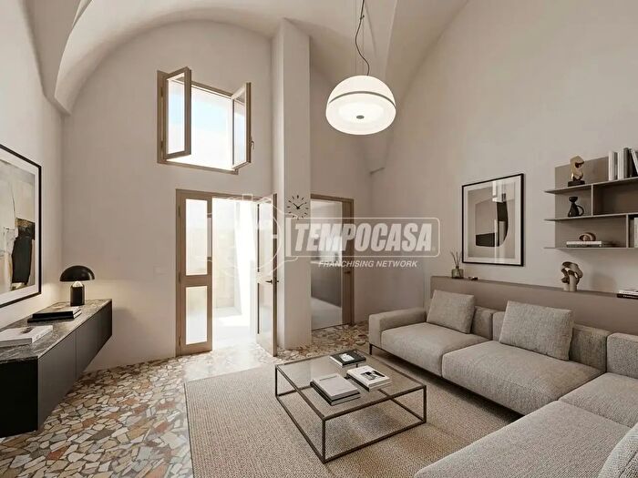 Casa con 5 locali in vendita in Via Antonio Gramsci, Lizzanello